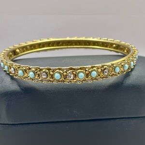 Gold Tone Bangle Bracelet w/Wavy Edge & Turquoise and Clear Crystals. Size 7 3/4
